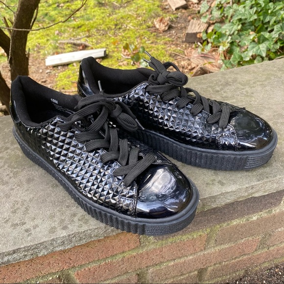 Platform Black Sneakers - Picture 5 of 5